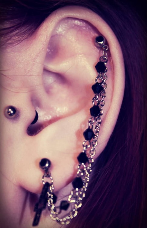 kolczyk do chrząstki piercing sklep krzyżyk