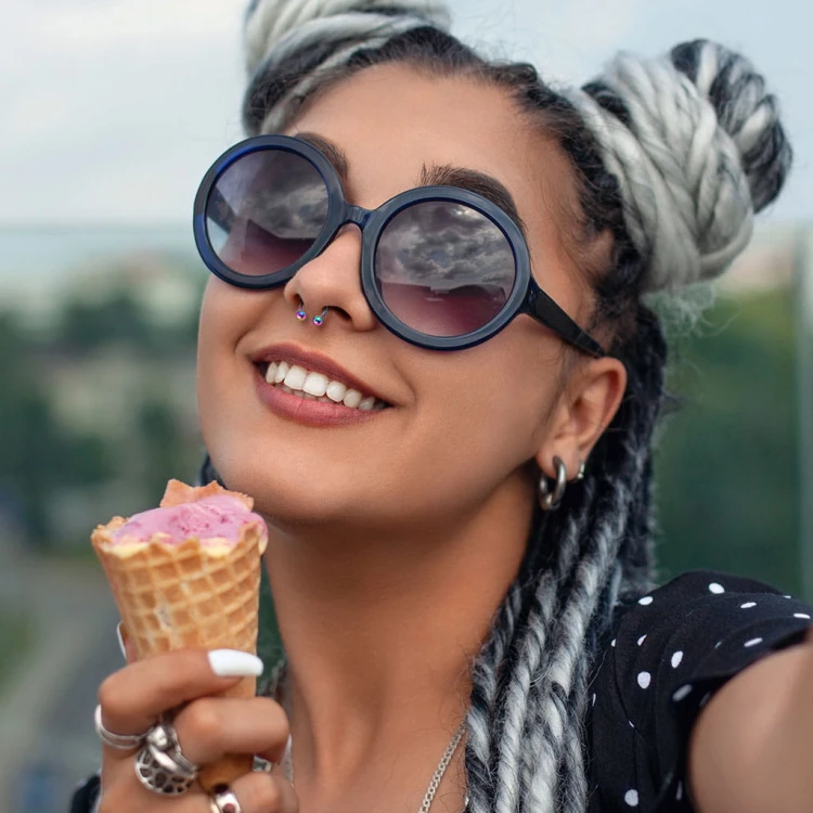 septum-przekluwanie-salon-olsztyn-piercing-studio PODKÓWKA kolczyk do wargi ucha smiley septum piercing